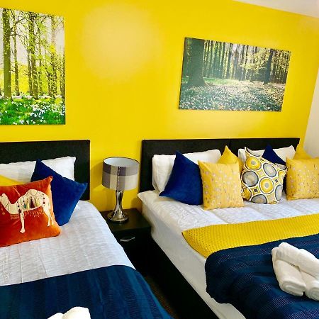2 Bedrooms Modern Apartment, Lounge, Full Kitchen, Balcony, 5 Minutes Stratford Station London Ngoại thất bức ảnh